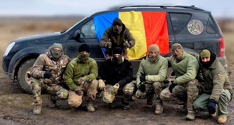 En Ukraine, un bataillon de Moldaves et Roumains combat les forces russes