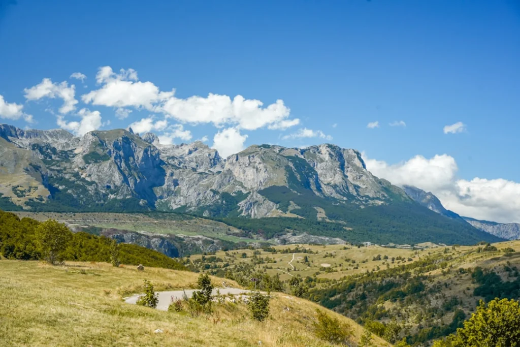 Tourisme dentaire aux Balkans : tarifs, cliniques et suivi
